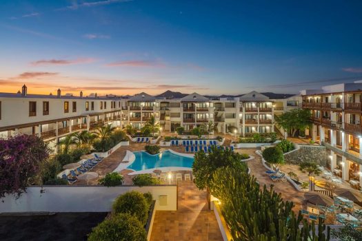 3A9AA7A2468072E7162C575B62492035