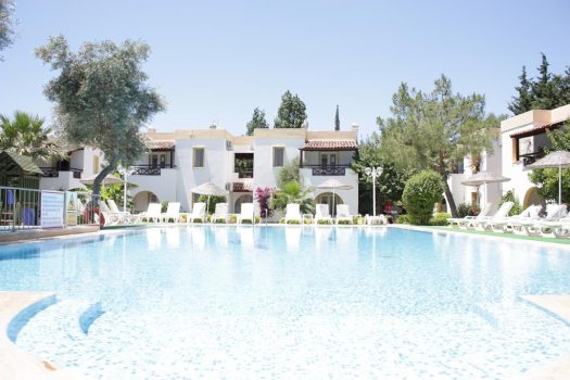 DB1128A8CDE5003949B5BB8122EF6A3C